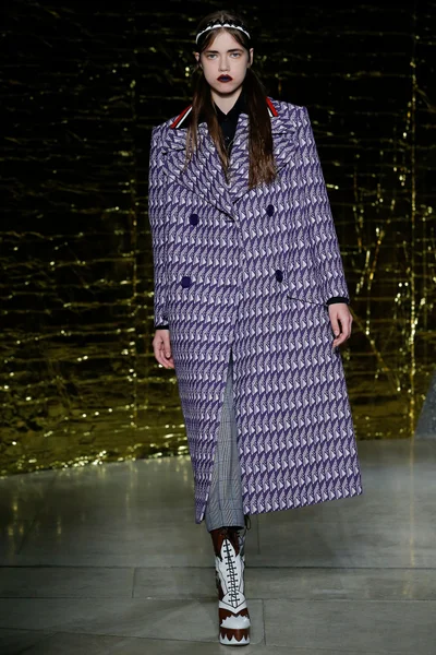 Look 2